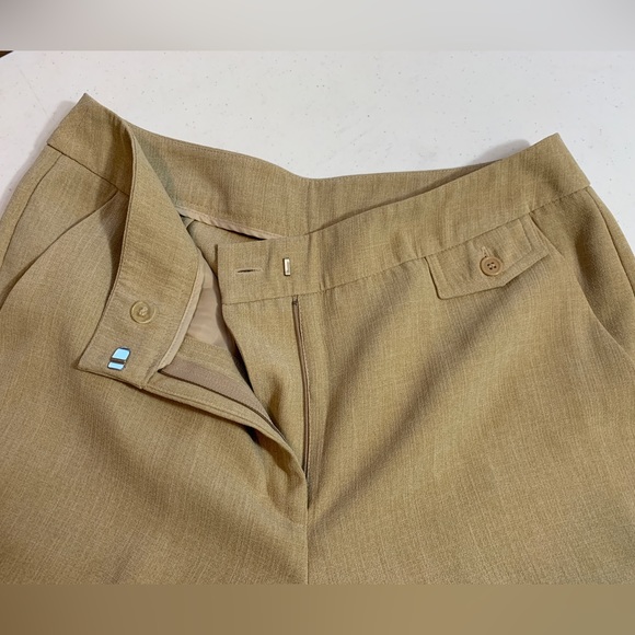 New York and Company The Karina, textured tan pant - Picture 5 of 6
